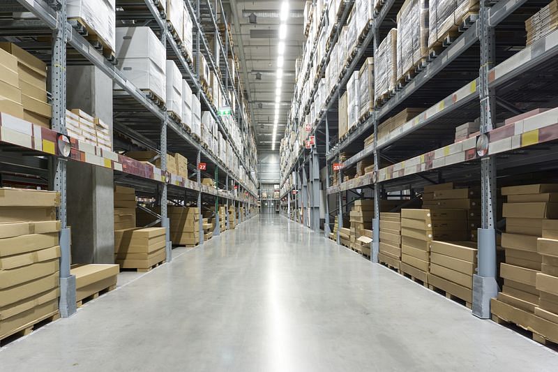 amazon management inventory warehouse image