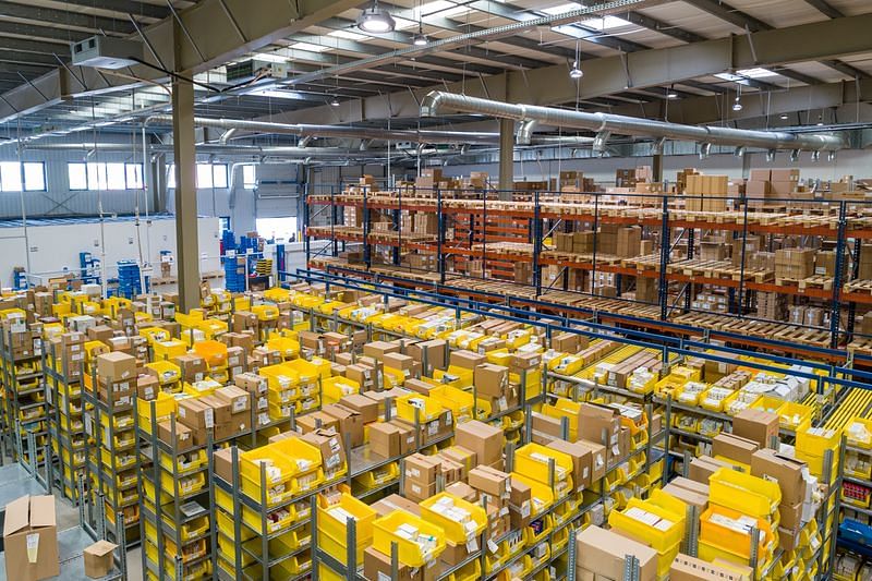What is amazon fba selling - Fulfillment Centers receive your inventory and fulfill customer orders for you
