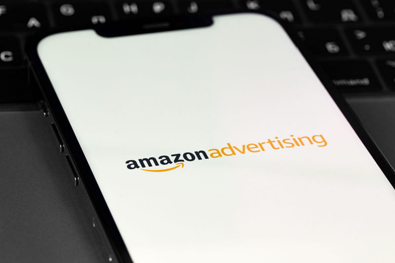 Amazon advertising home screen on a cellphone.